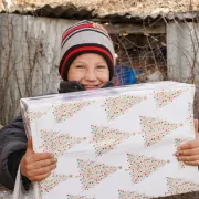 1 Oleg, der Junge auf dem Flyer (Aktion Weihnachtspäckli_Pressebilder)